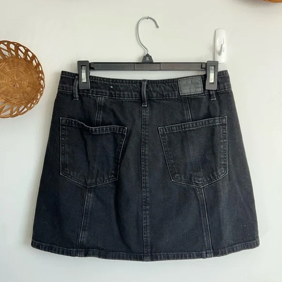 American Eagle Hi-Rise Denim Skirt Size 4 - Picture 3 of 7